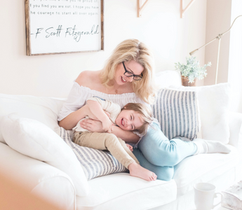 8 tips to find the right babysitter
