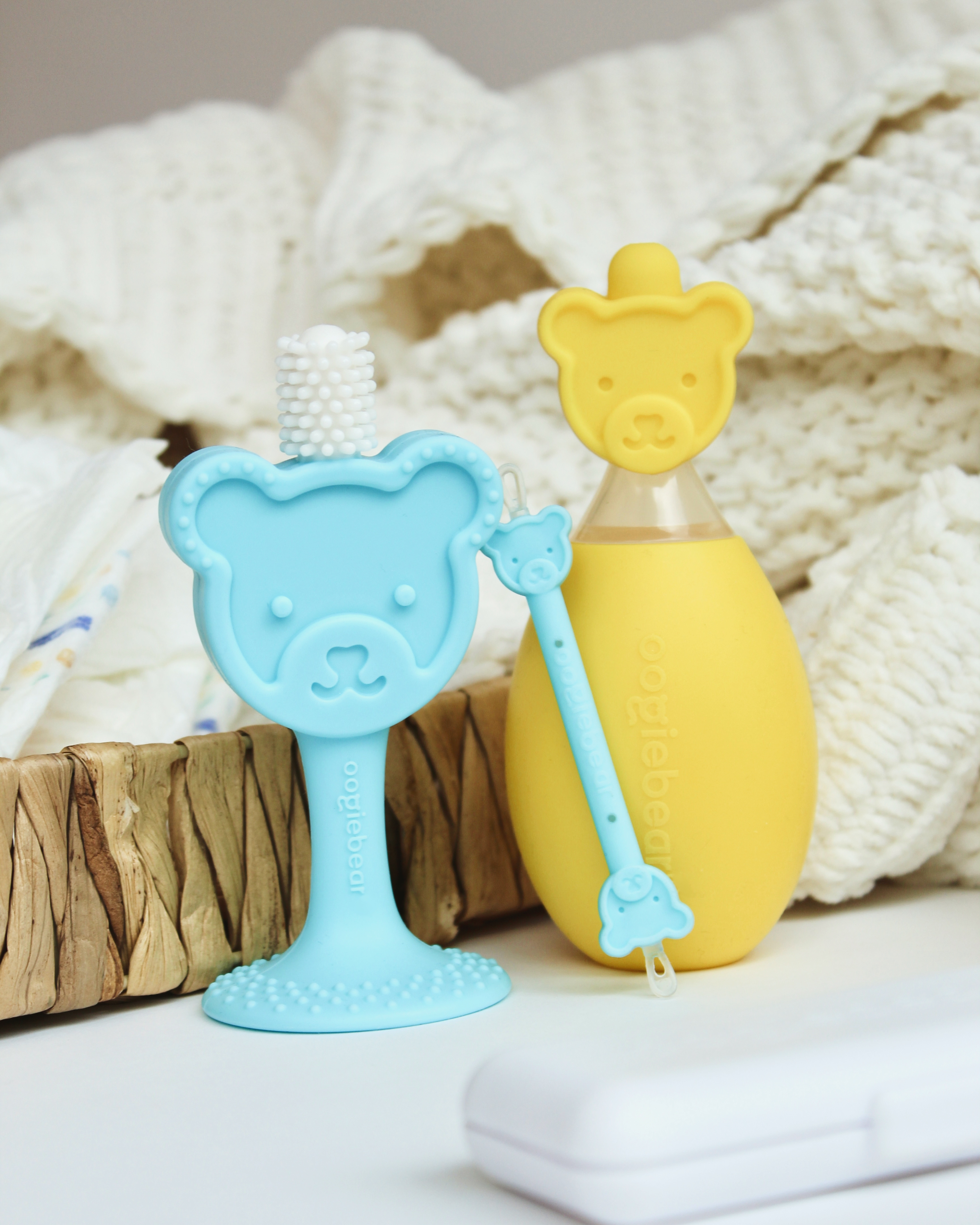 oogiebear Ear & Nose picker and Tooth bundle